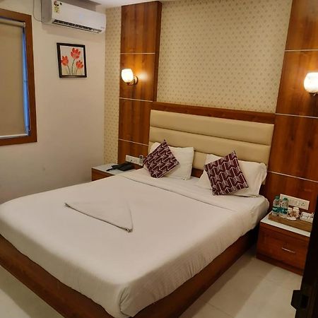 Address 24 Inn Bangalore Exteriör bild