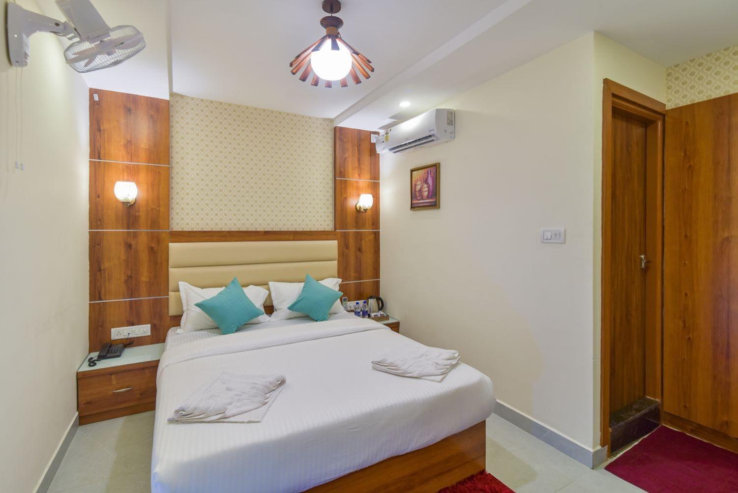 Address 24 Inn Bangalore Exteriör bild
